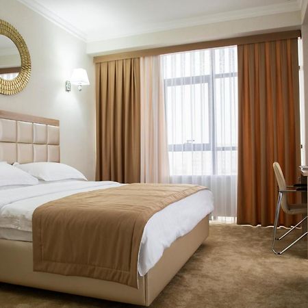 Velara Hotel Tashkent Ngoại thất bức ảnh