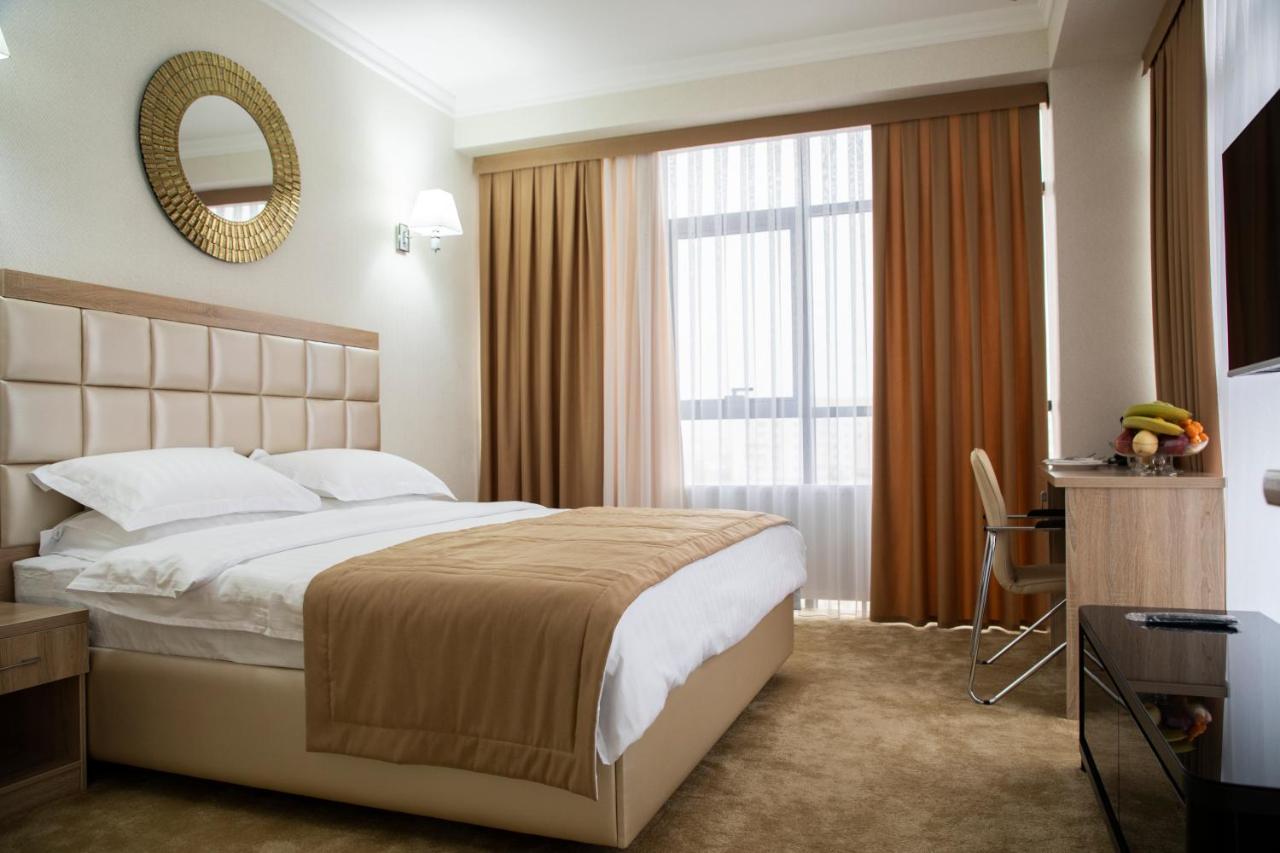 Velara Hotel Tashkent Ngoại thất bức ảnh